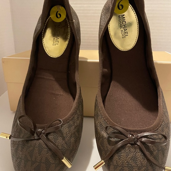 NIB Michael Kors Ballet Flats sz 9.0 - Picture 8 of 9